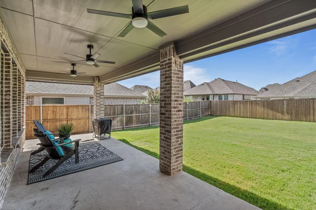 2506 Williamsburg Drive