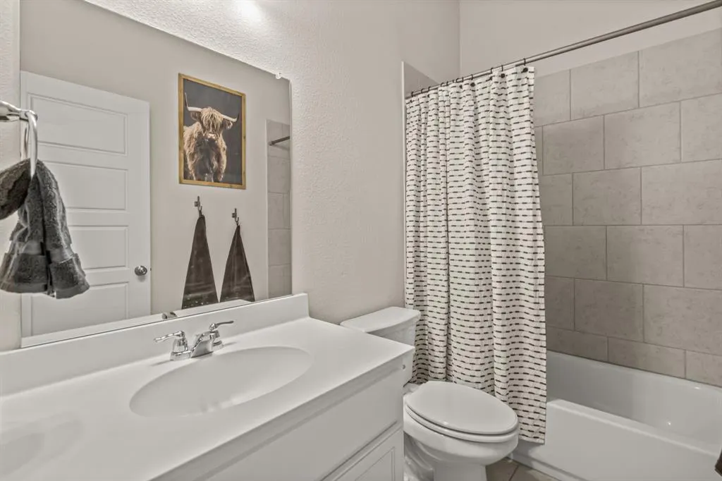 2506 Williamsburg Drive