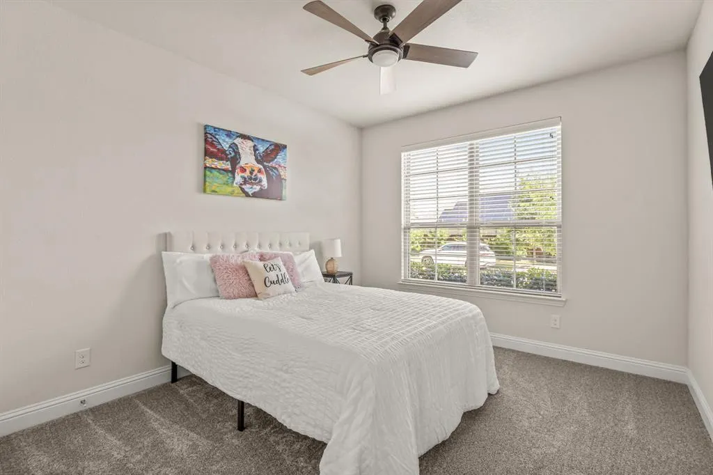 2506 Williamsburg Drive