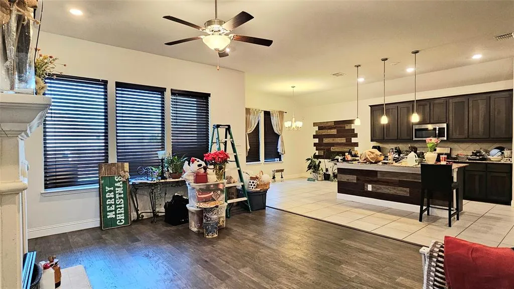 4015 Sparrow Trail