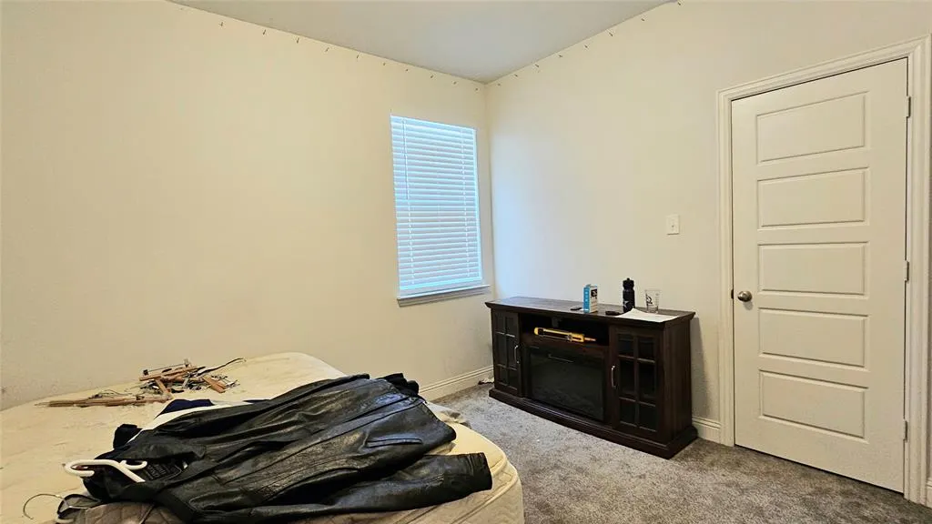 4015 Sparrow Trail