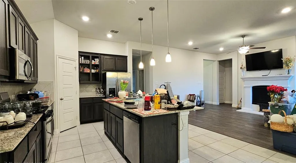 4015 Sparrow Trail