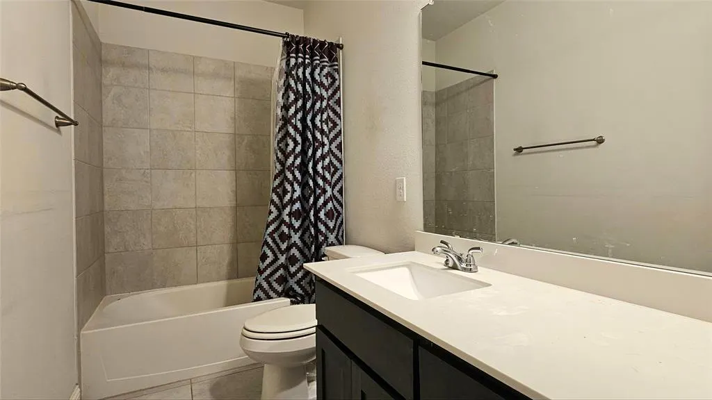 4015 Sparrow Trail