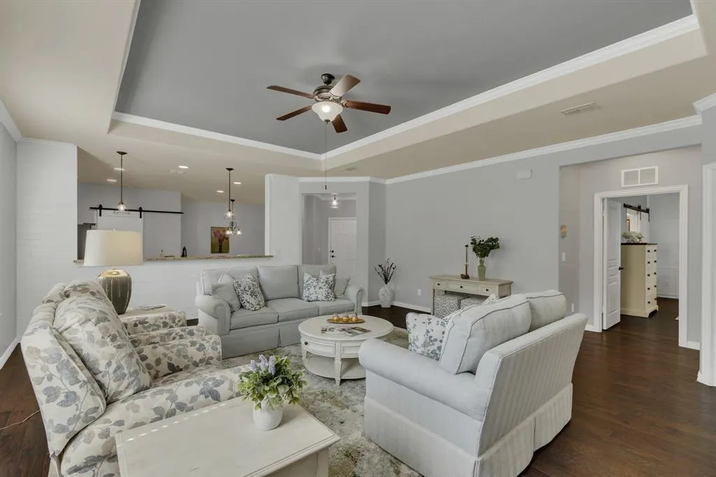 305 Balboa Court