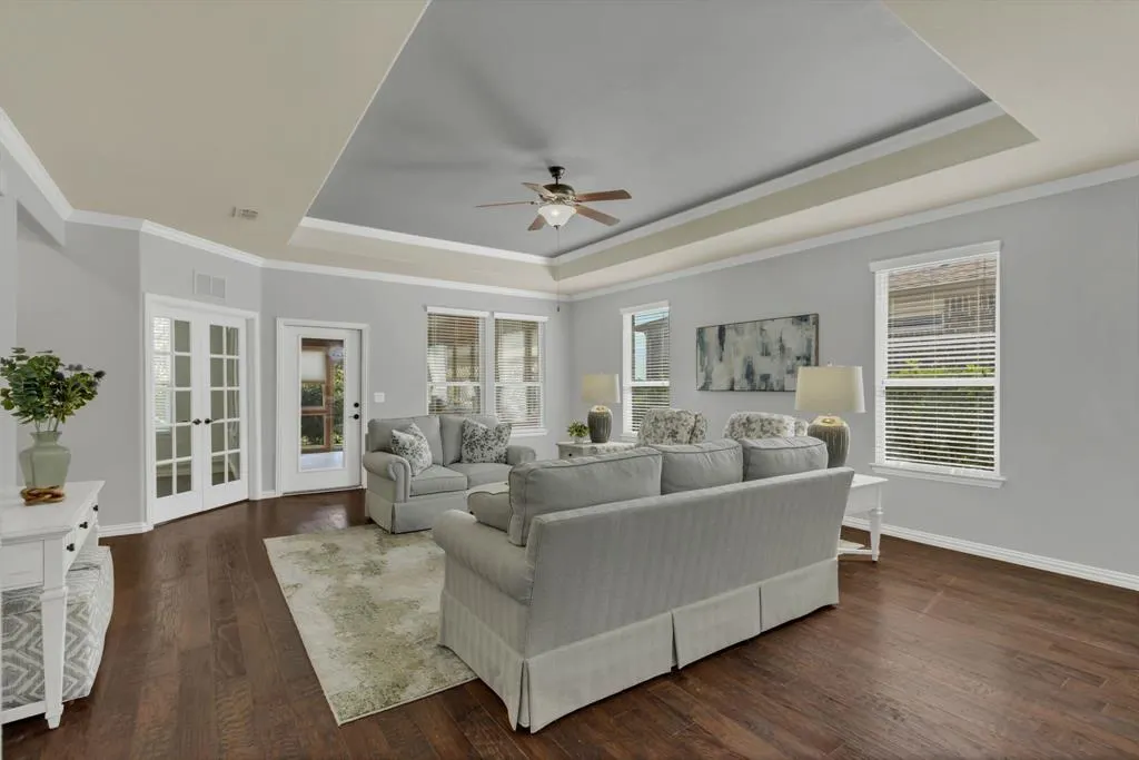 305 Balboa Court