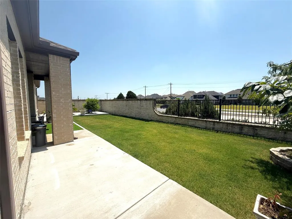 2901 Renmuir Drive