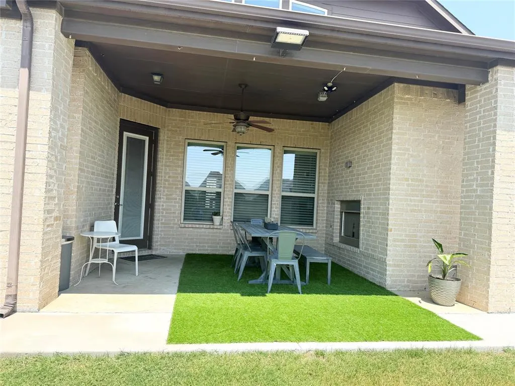 2901 Renmuir Drive