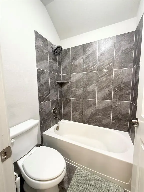 2901 Renmuir Drive
