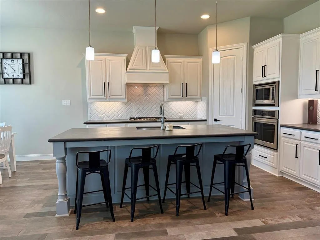2901 Renmuir Drive