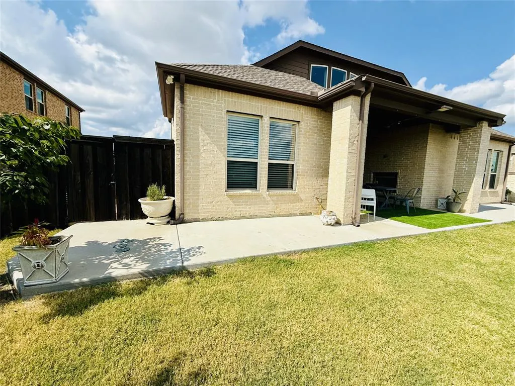 2901 Renmuir Drive