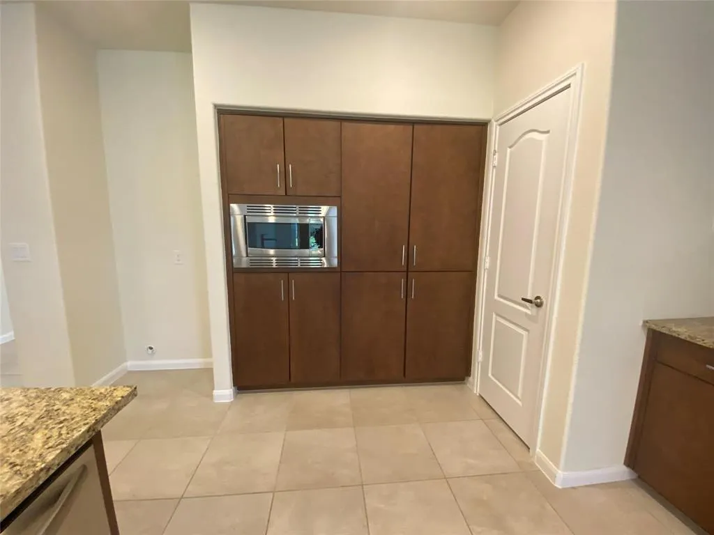 1212 Rosebush Road