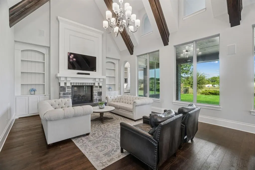 1041 Cliff Creek Drive