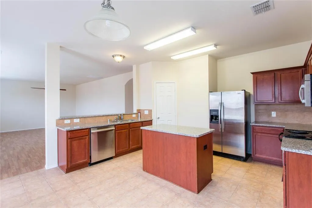 3010 Pinecrest Drive