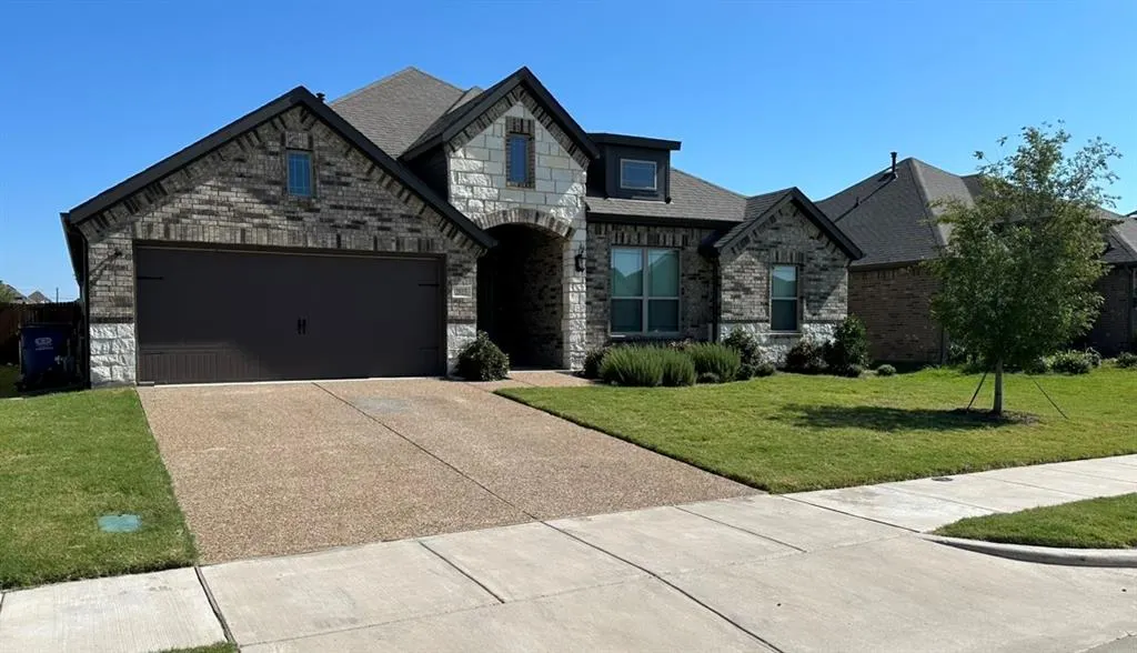 2815 Diamondback Drive