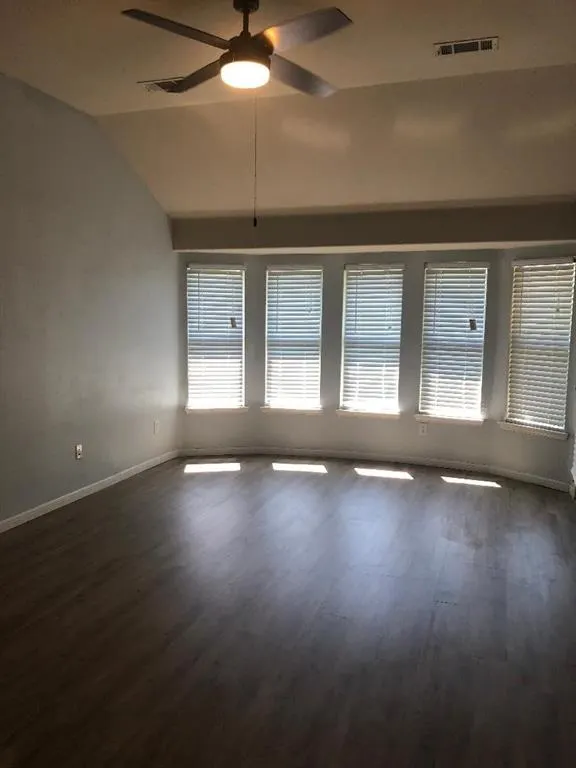 1612 Mockingbird Drive