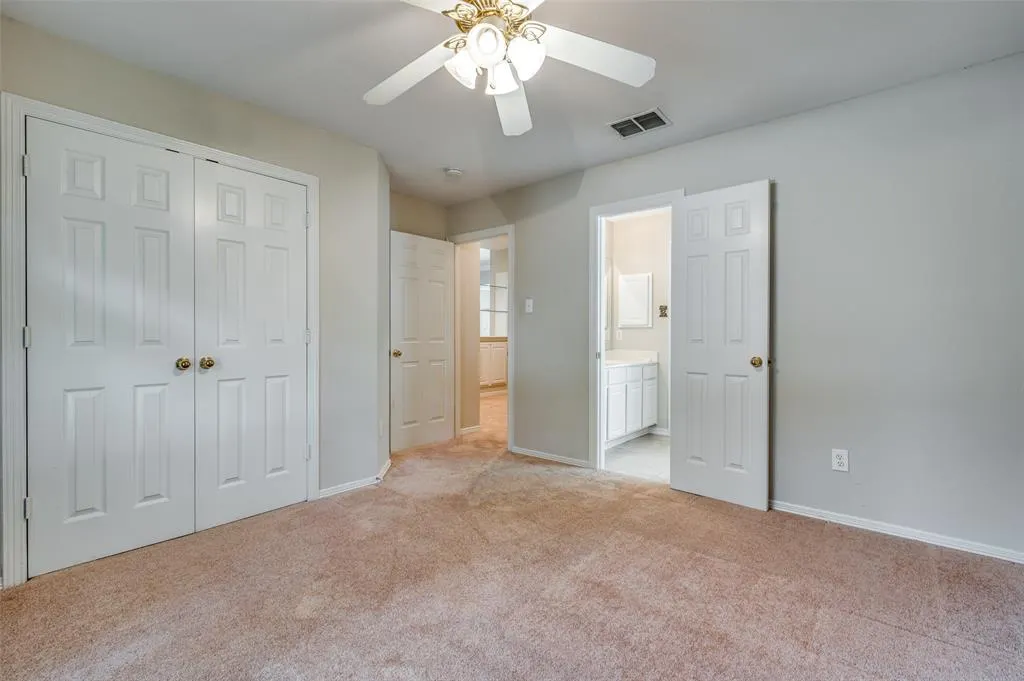 400 Brook View Court
