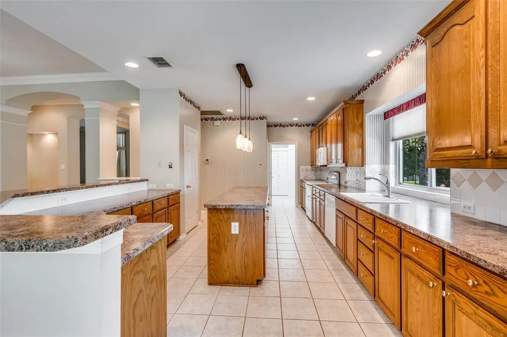 400 Brook View Court