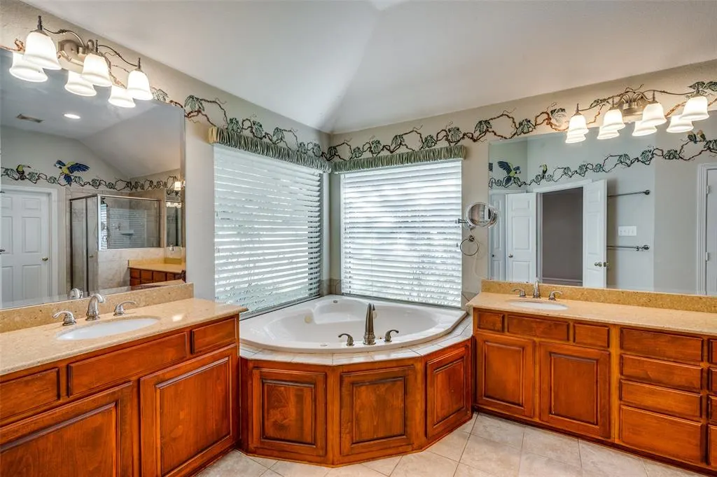 400 Brook View Court