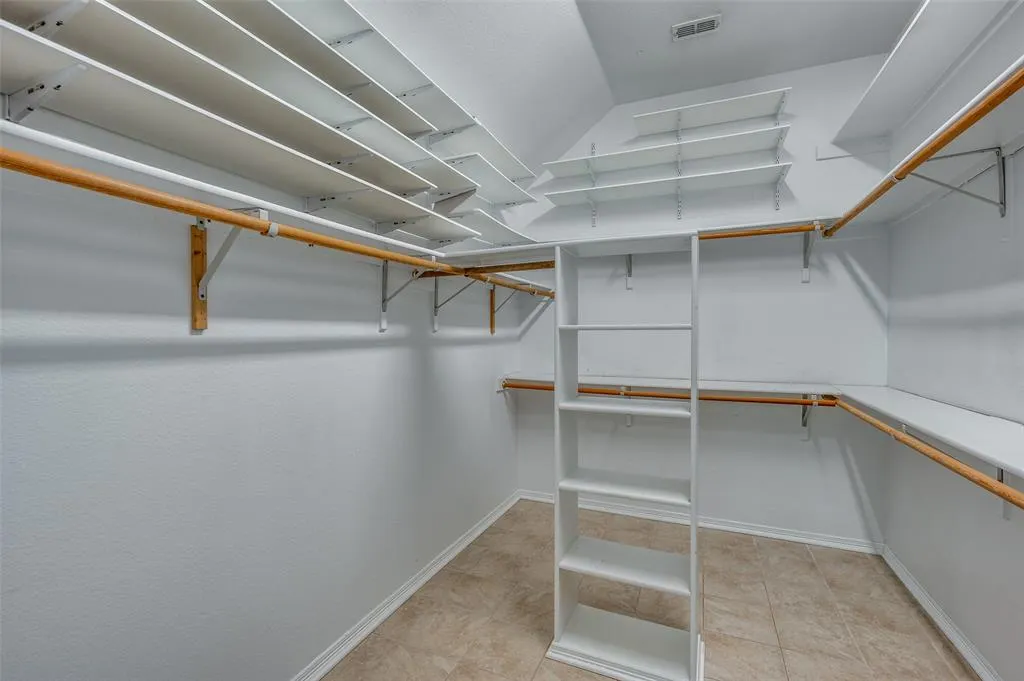 400 Brook View Court