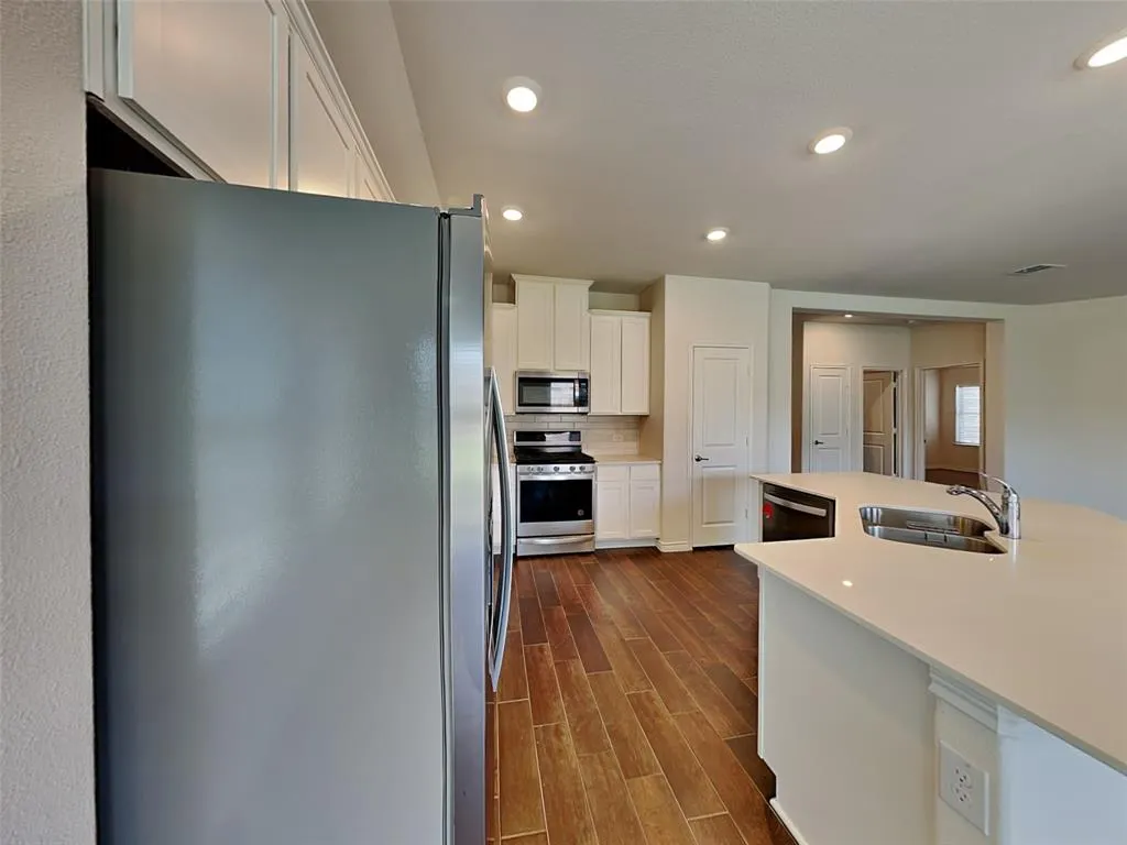 2907 Brady Starr Drive