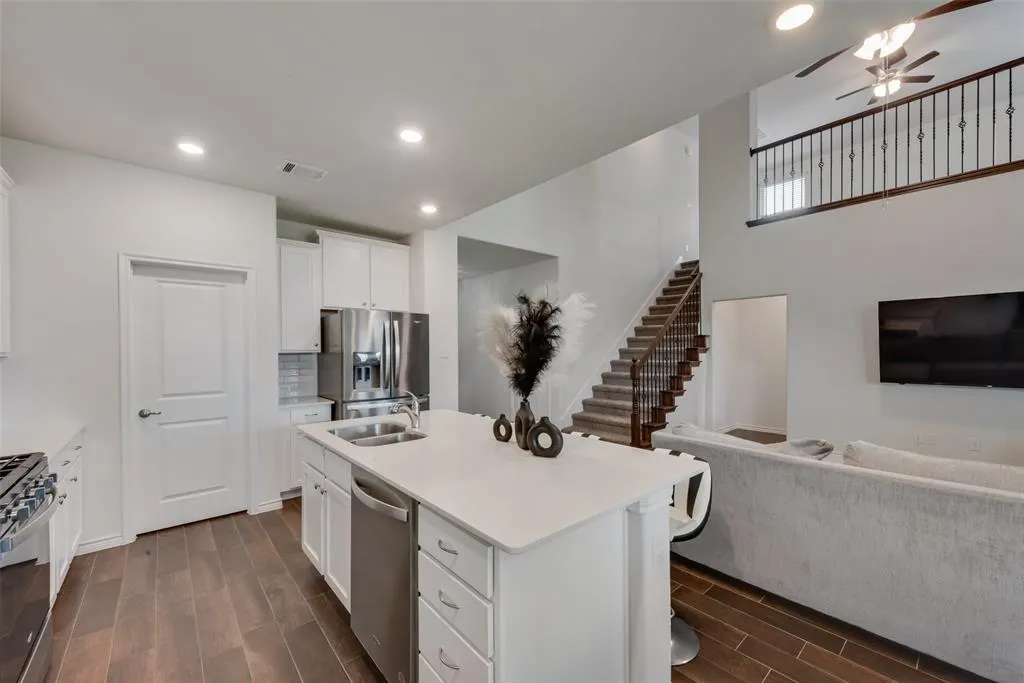 3235 Brady Starr Drive