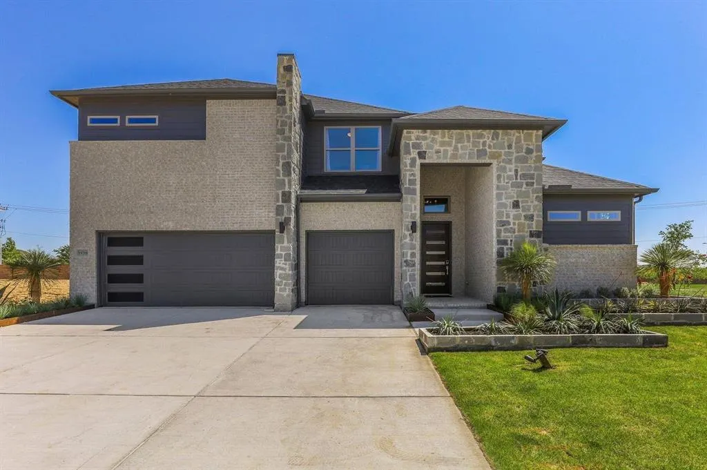 15718 Tea Tree Road