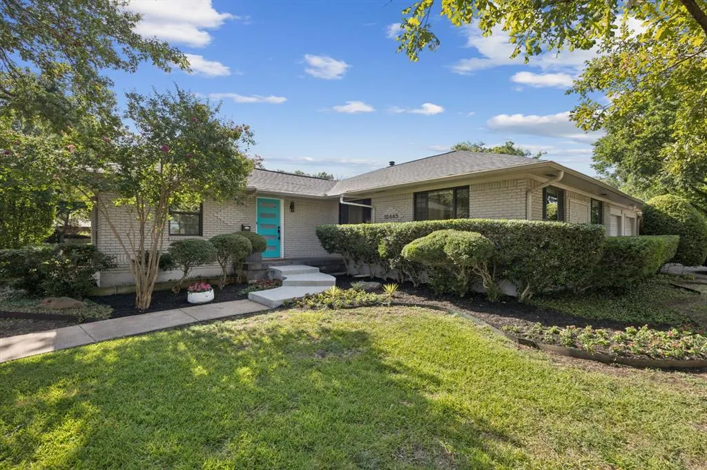 10665 Lake Haven Drive