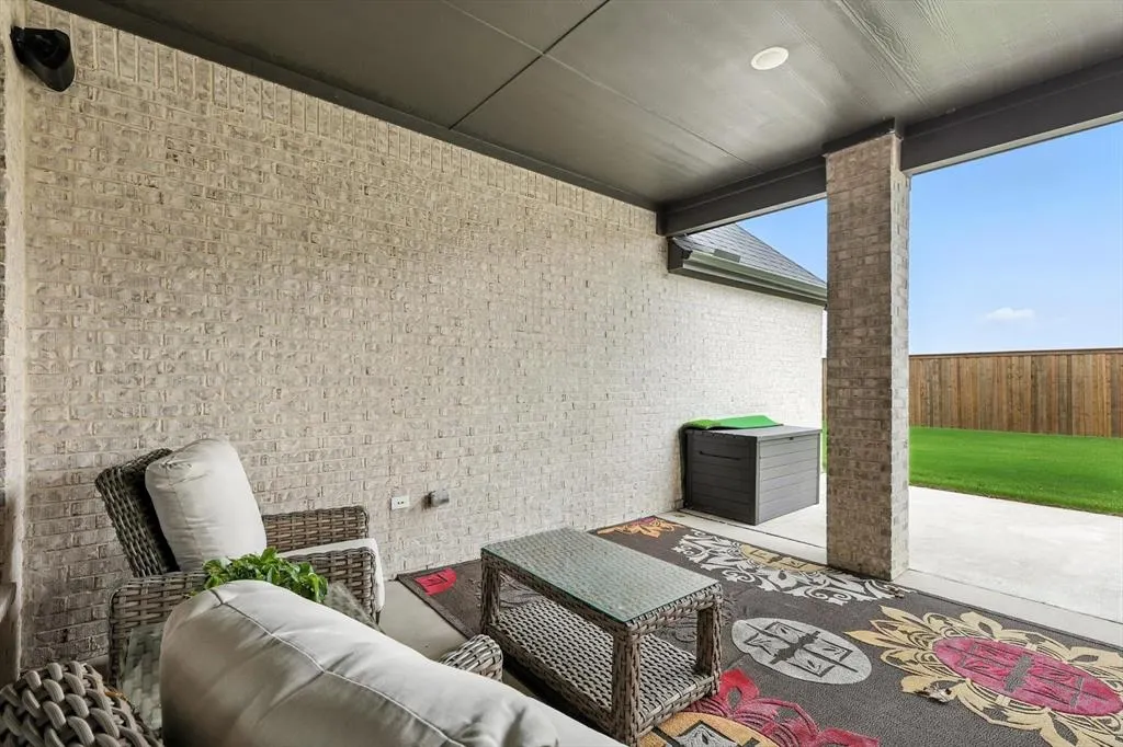 901 Saint Peter Lane
