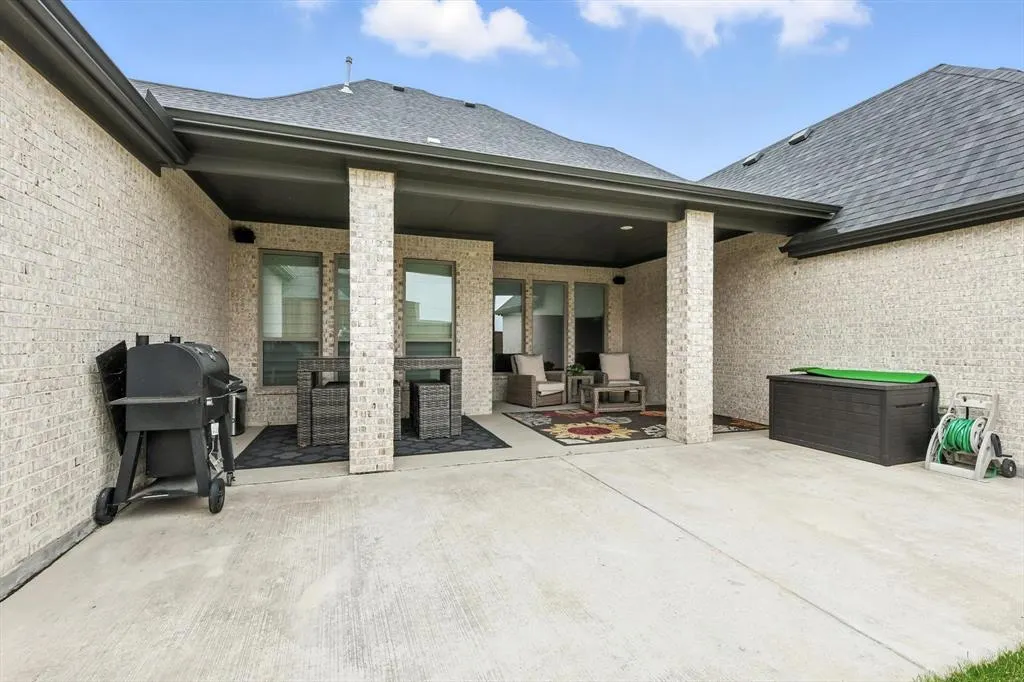 901 Saint Peter Lane