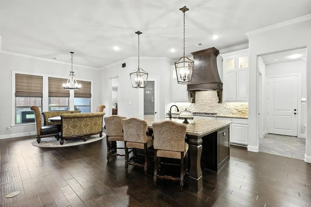 901 Saint Peter Lane