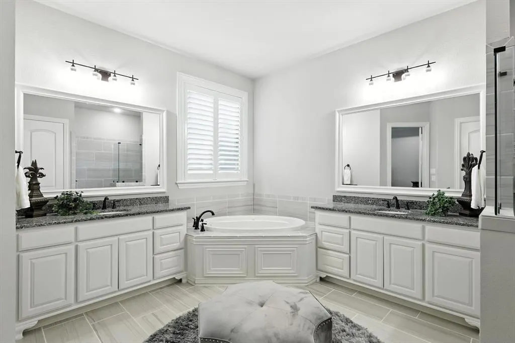 901 Saint Peter Lane
