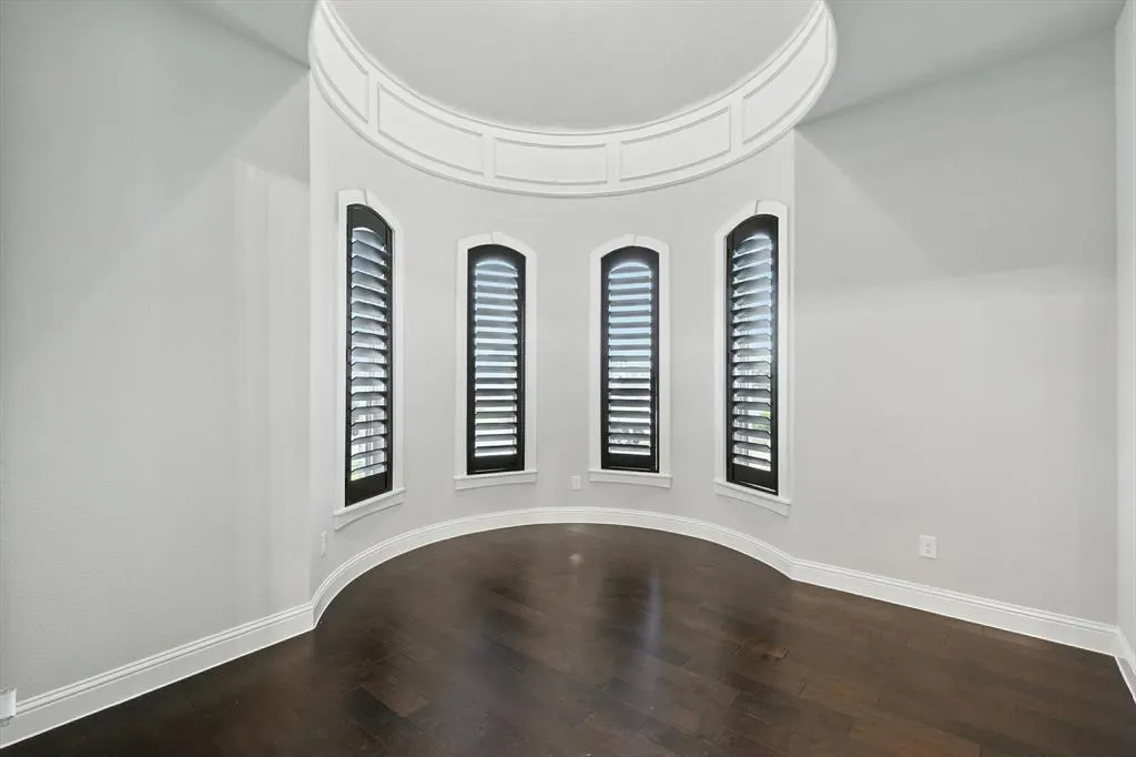 901 Saint Peter Lane