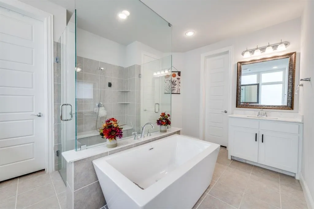 3121 Barefoot Lane