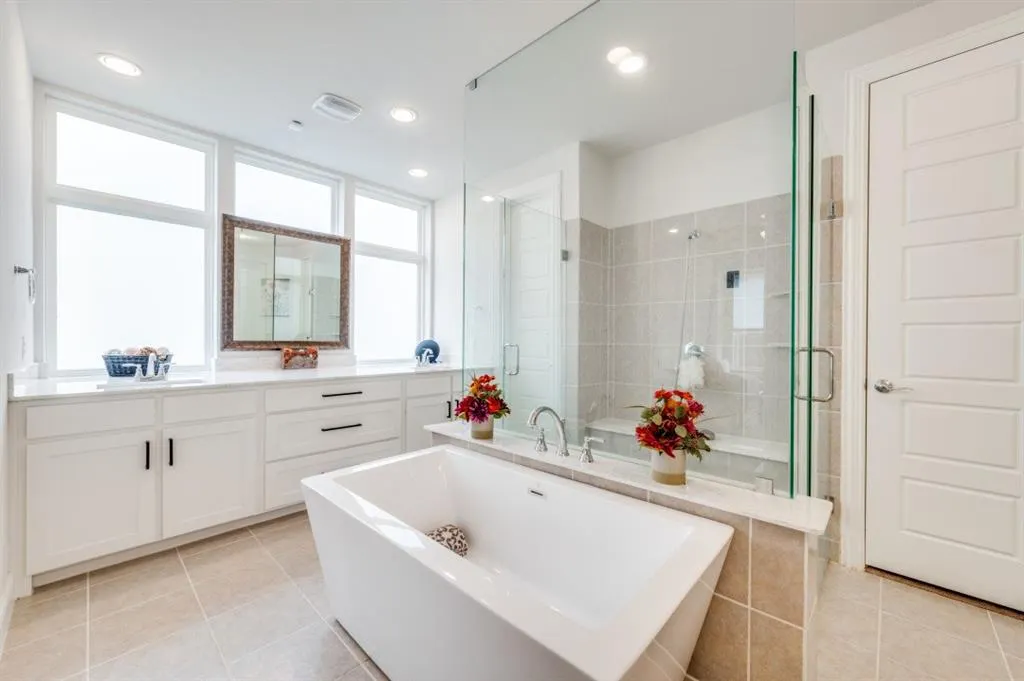 3121 Barefoot Lane