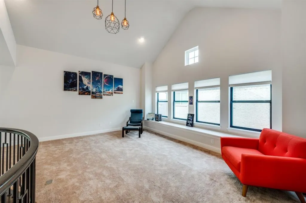 3121 Barefoot Lane