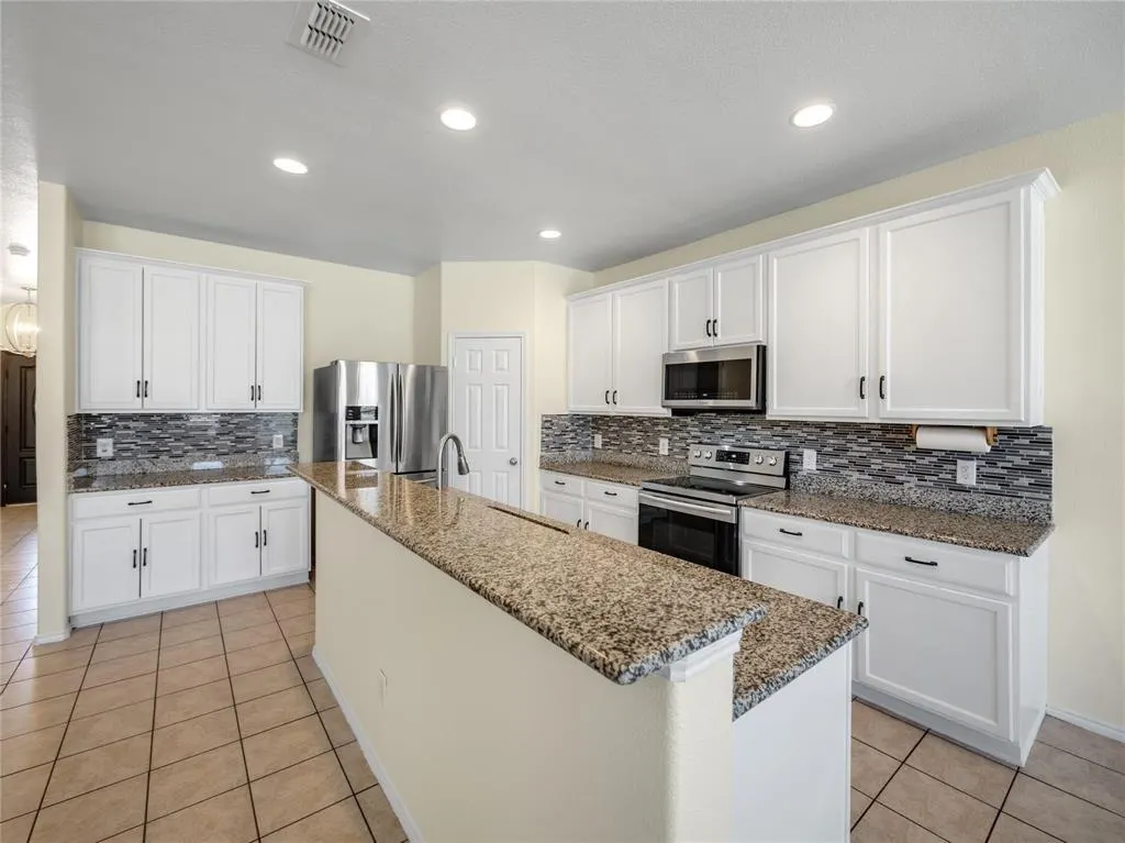 3001 Hickory Ridge