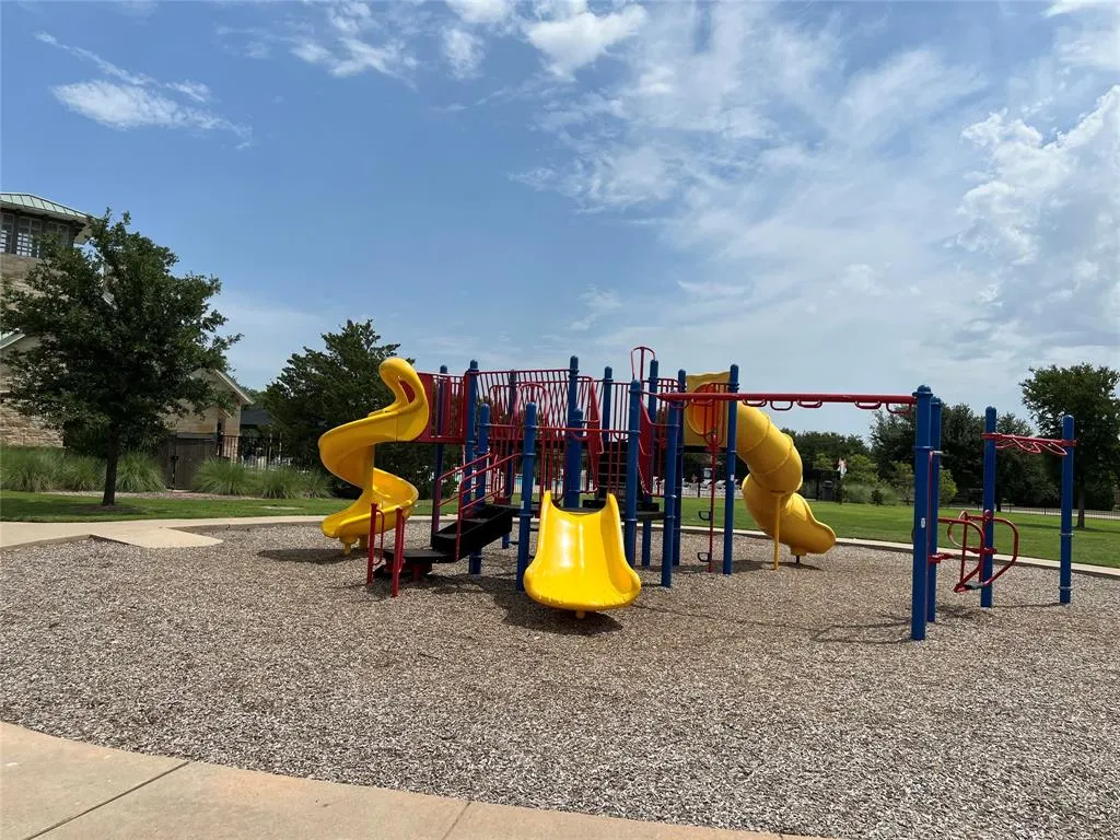 1228 Golden Eagle Court