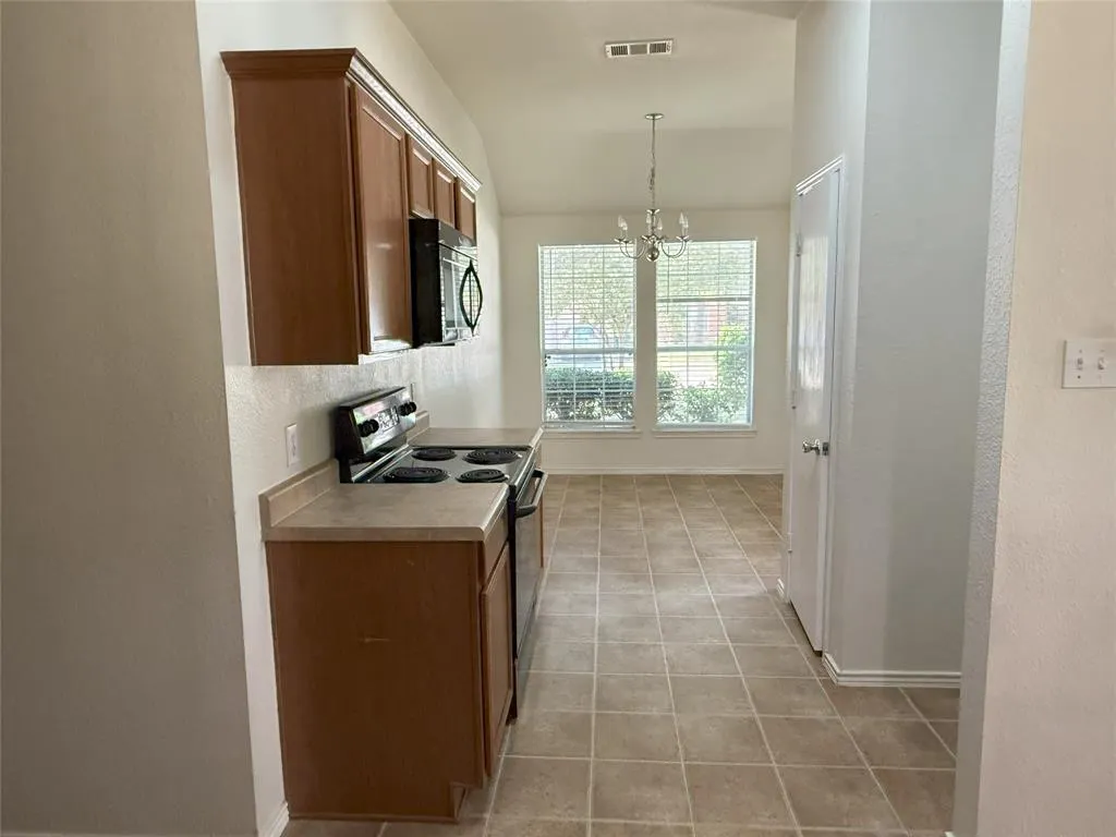 1228 Golden Eagle Court