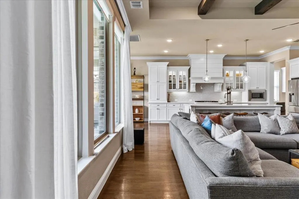 3480 Newport Drive