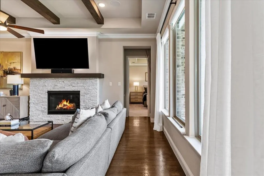 3480 Newport Drive