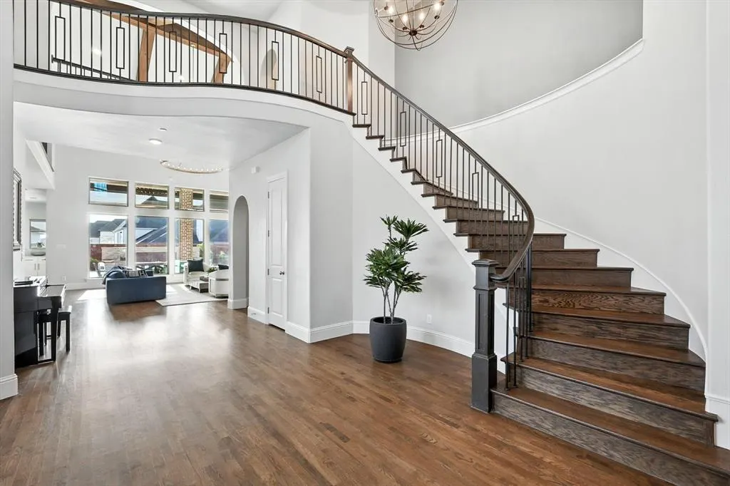 900 Brett Drive