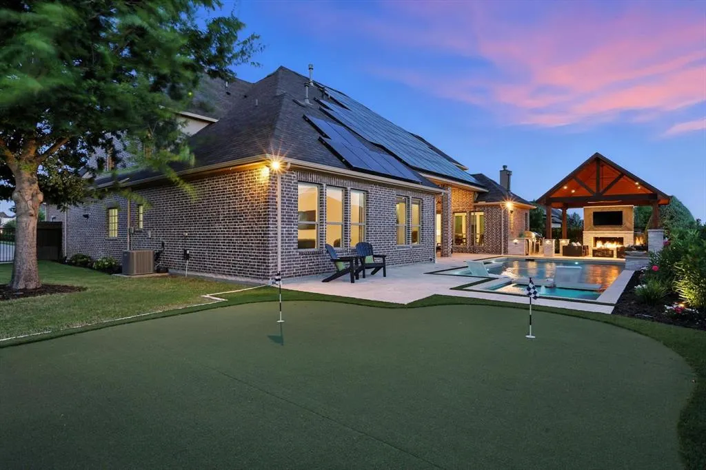 900 Brett Drive