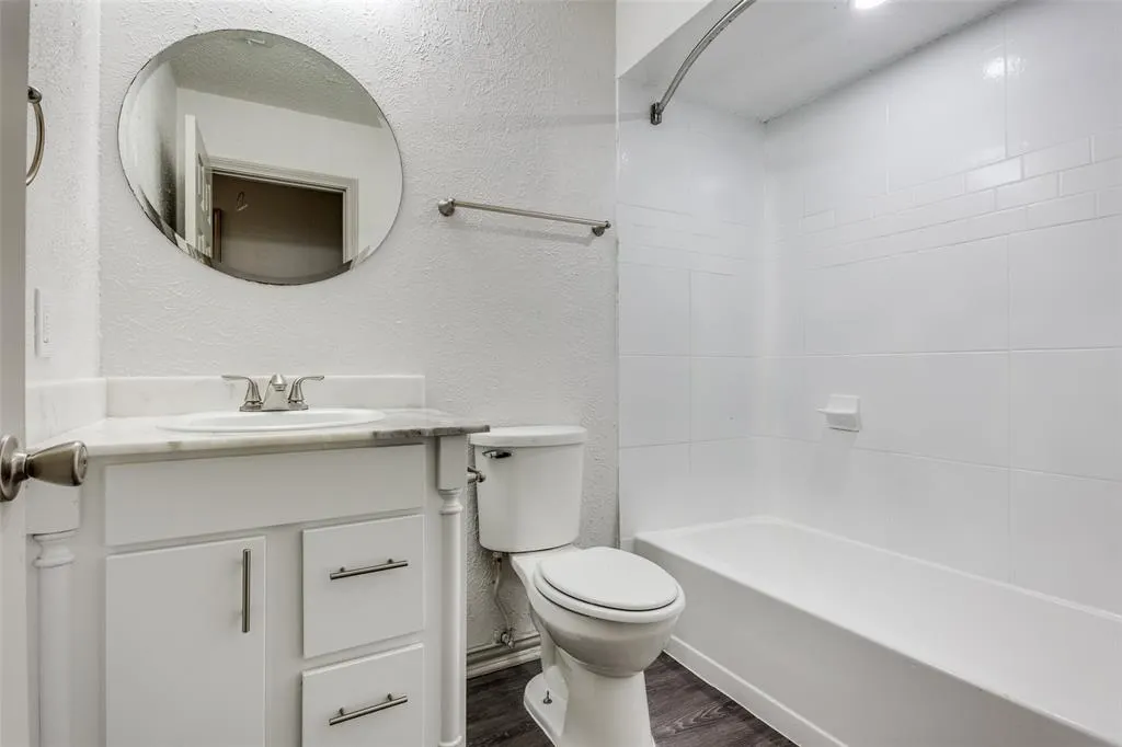 2128 Trellis Place