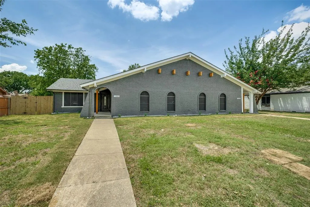 2128 Trellis Place