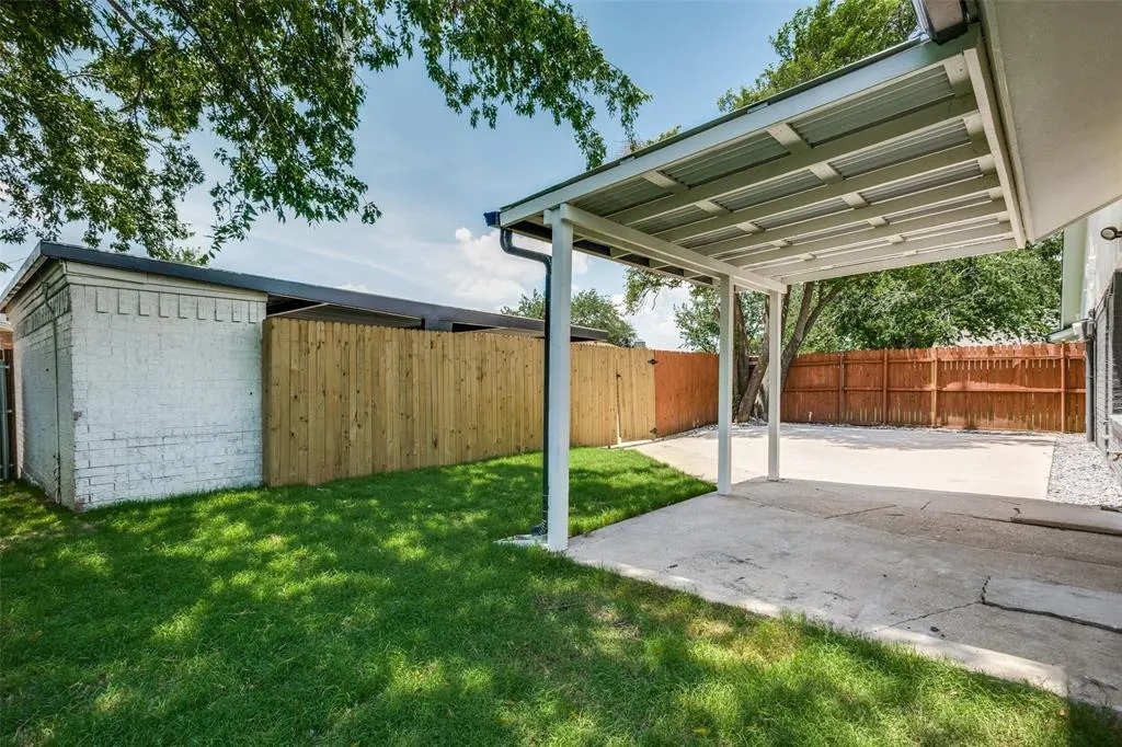 2128 Trellis Place