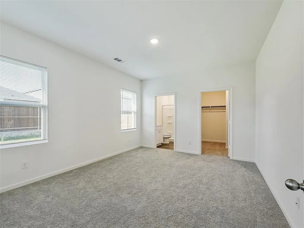 4510 WOOD FERN Road