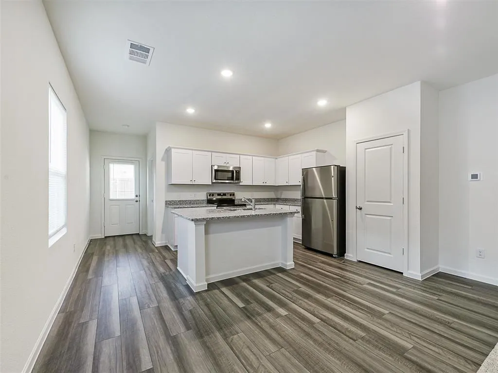 4510 WOOD FERN Road