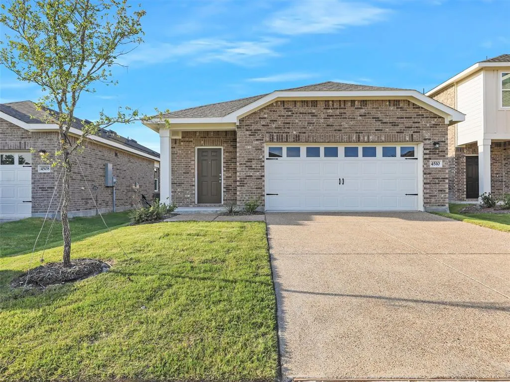 4510 WOOD FERN Road