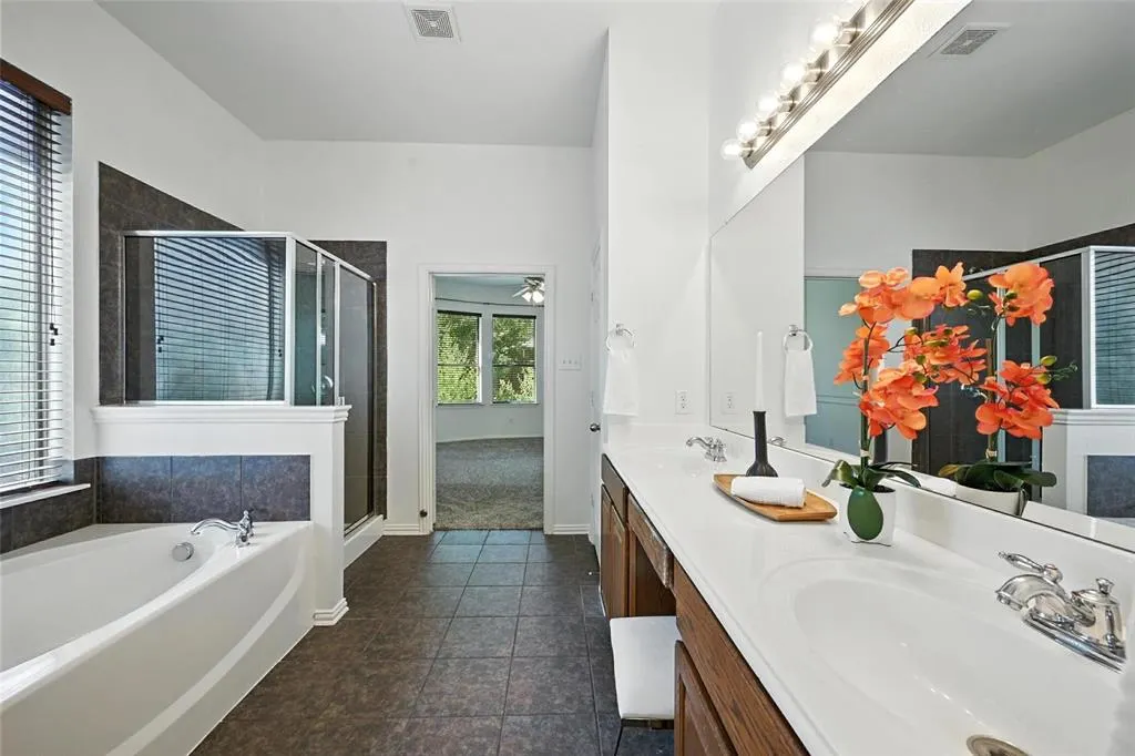 2612 Katie Trail