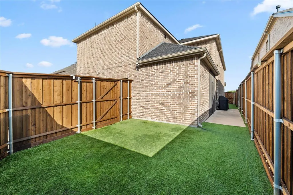 2141 Olivereta Drive